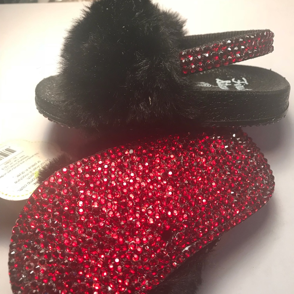 BLING BLING BABY RED BOTTOMS!!!!